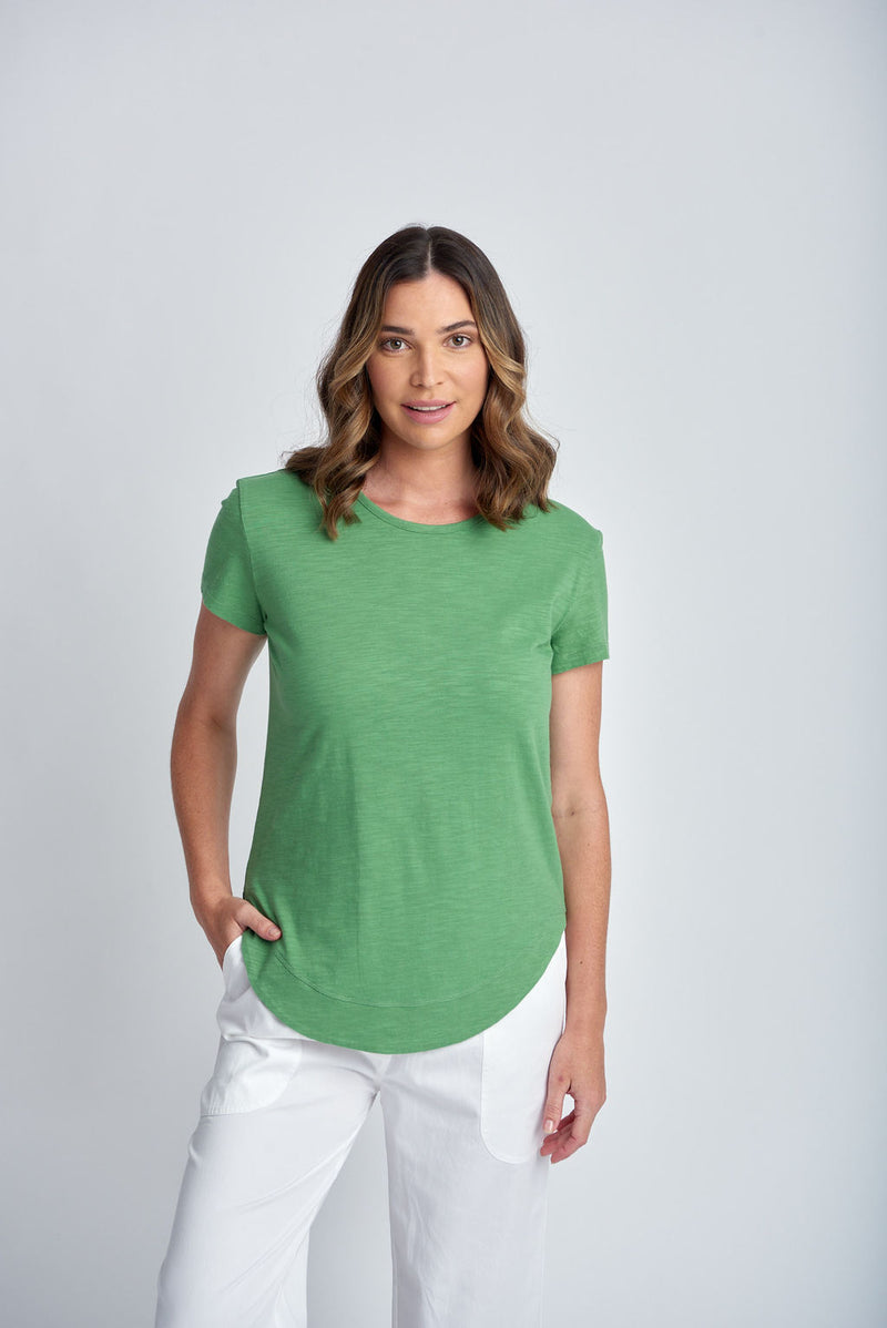 SHAPED HEM TEE - PALM GREEN