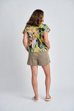 BOXY CROPPED SLEEVE SHIRT - JUNGLE PRINT