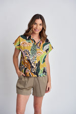 BOXY CROPPED SLEEVE SHIRT - JUNGLE PRINT