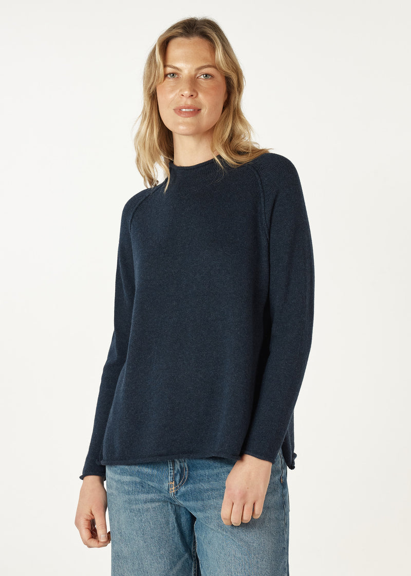 ESSENTIAL FUNNEL NECK IN DENIM