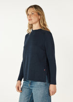 ESSENTIAL FUNNEL NECK IN DENIM