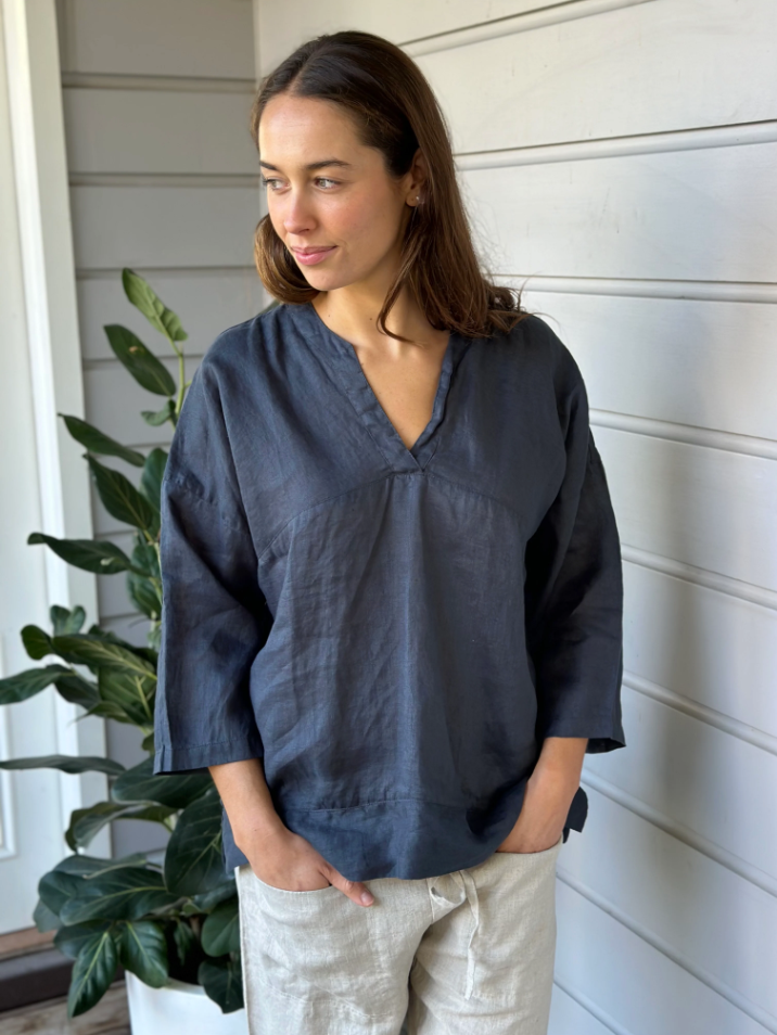 FRANCIS LINEN TOP: CHARCOAL