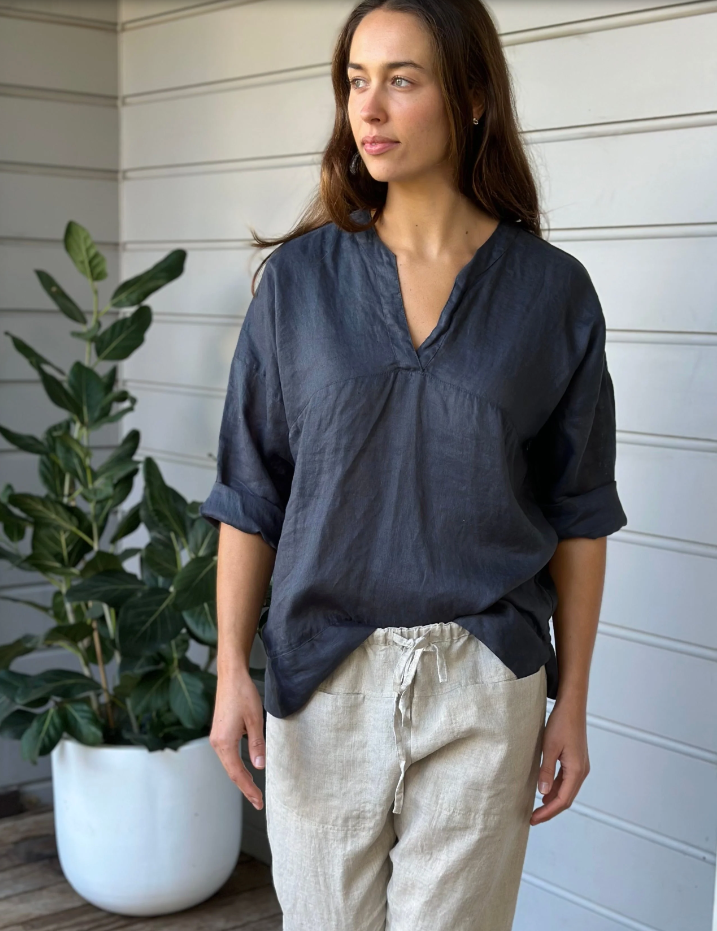 FRANCIS LINEN TOP: CHARCOAL