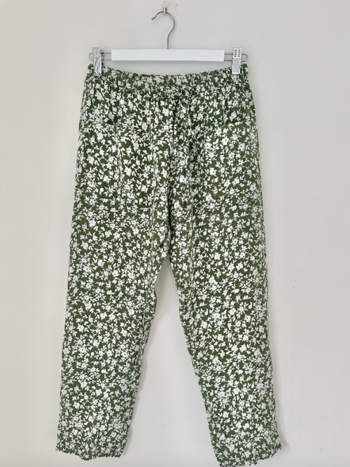 JESSIE LINEN PANT: SMALL FLORAL AVOCADO