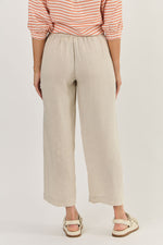 WIDE LEG PANT IN SAND