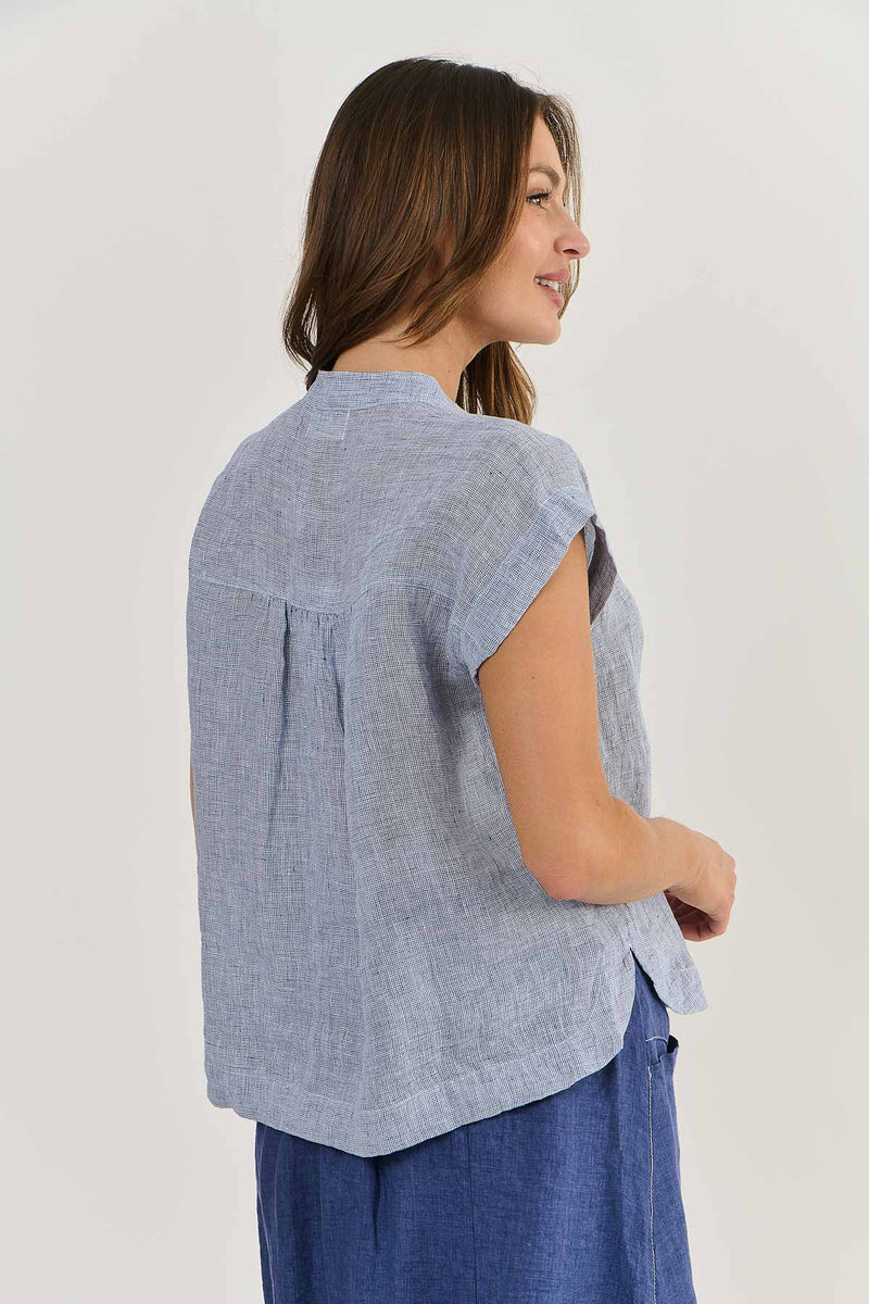 BUTTON DOWN SLEEVELESS TOP IN DELTA GAUZE