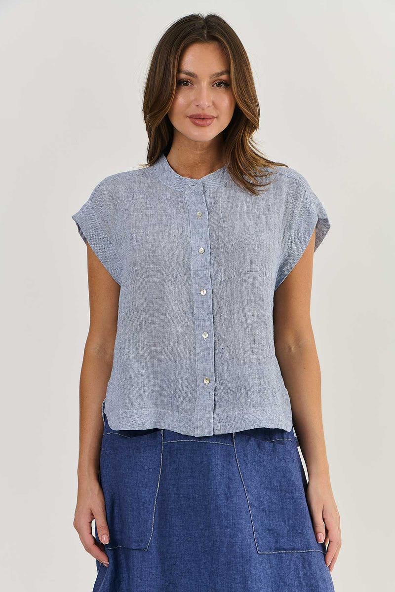 BUTTON DOWN SLEEVELESS TOP IN DELTA GAUZE