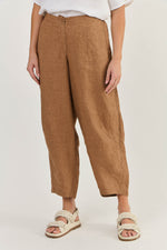 BARREL LEG LINEN PANT IN GINGERBREAD